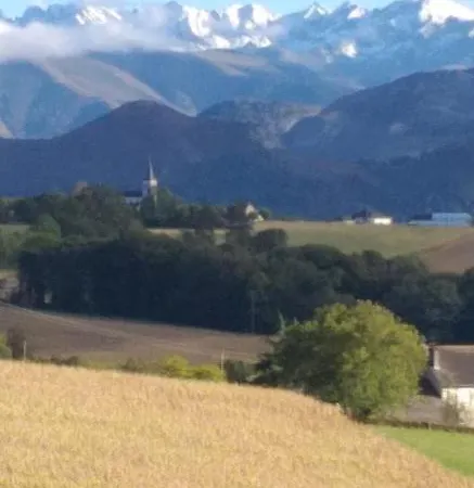 Les 3 Collines Gites, Panorama Sur Les Pyrenees Apartment *
